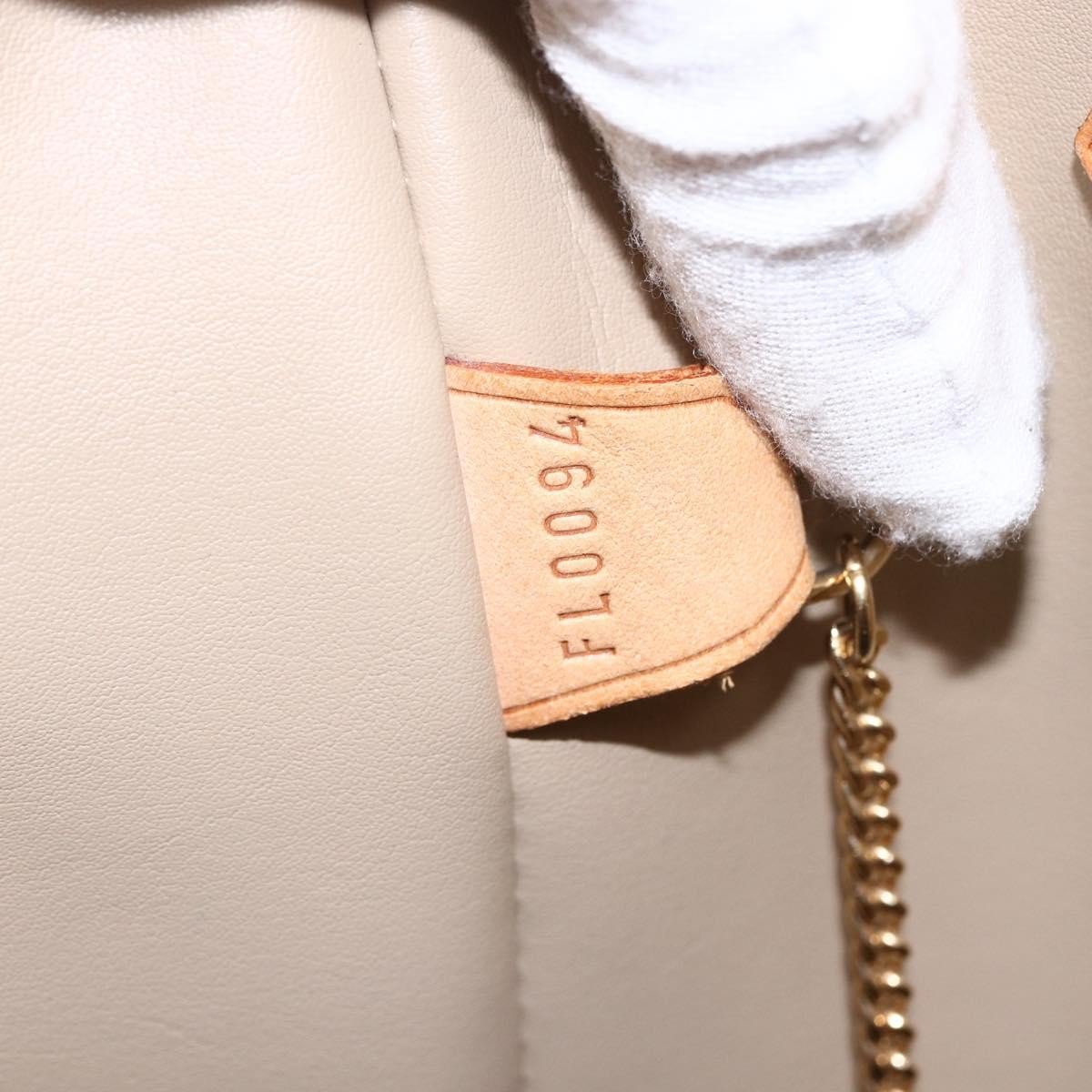 Louis Vuitton Louis Vuitton Bucket Bag Monogram Vernis GM Beige