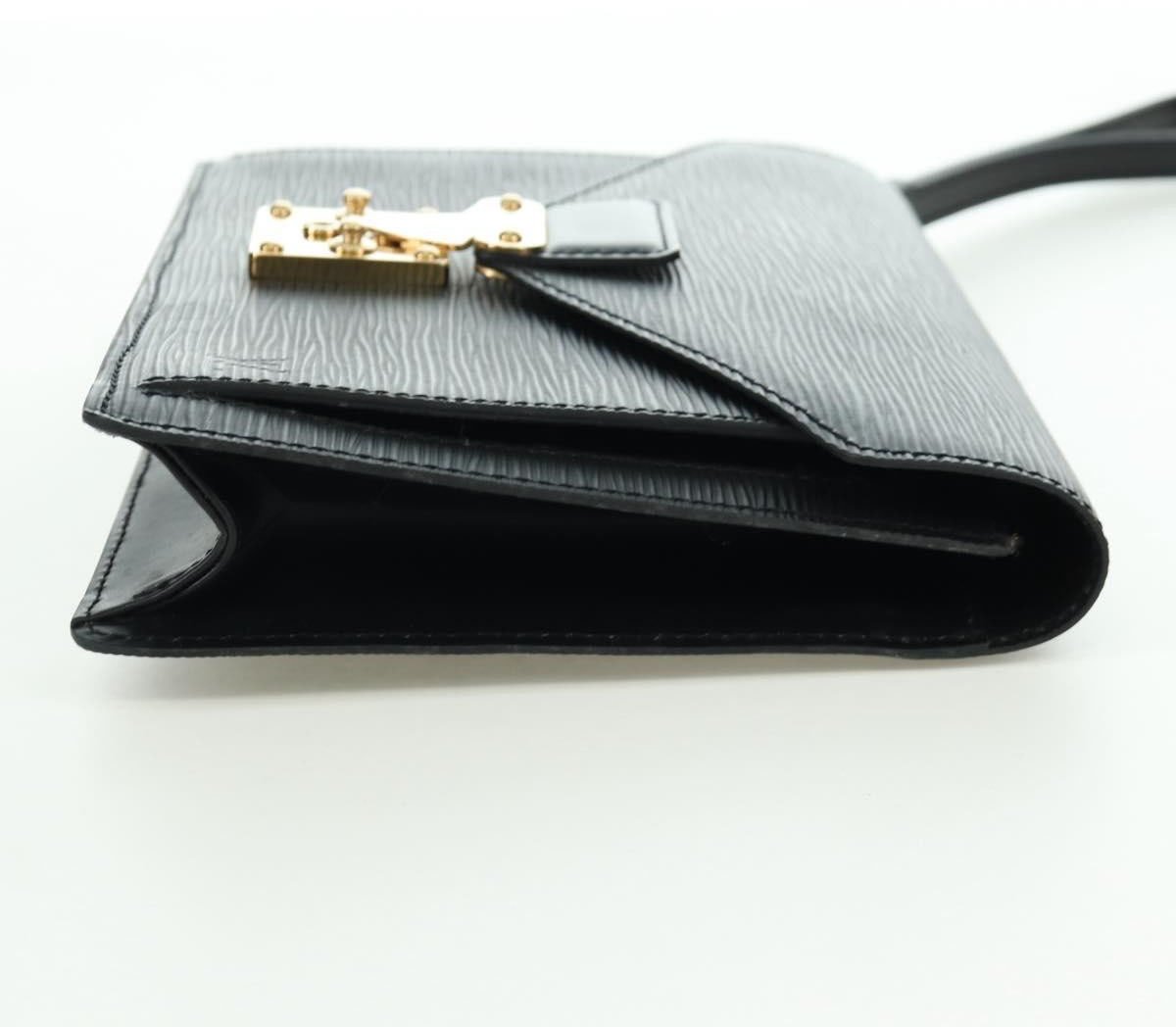 Louis Vuitton Louis Vuitton Dragonne Pochette Epi Leather Zwart