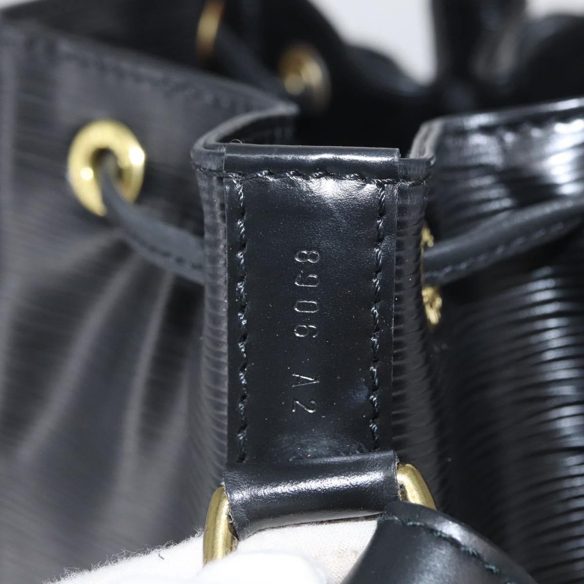 Louis Vuitton Noe Epi Leather Large Zwart