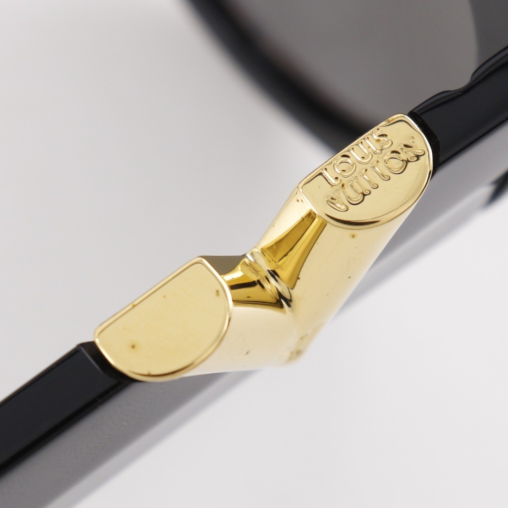 Louis Vuitton Louis Vuitton My Fair Lady Sunglasses Plastic Bruin