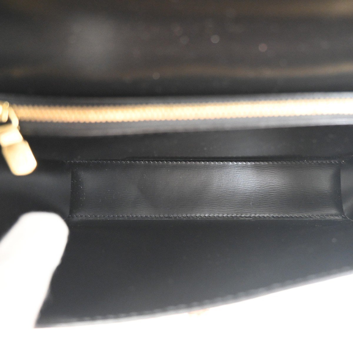Louis Vuitton Louis Vuitton Malesherbes Handbag Epi Leather Zwart