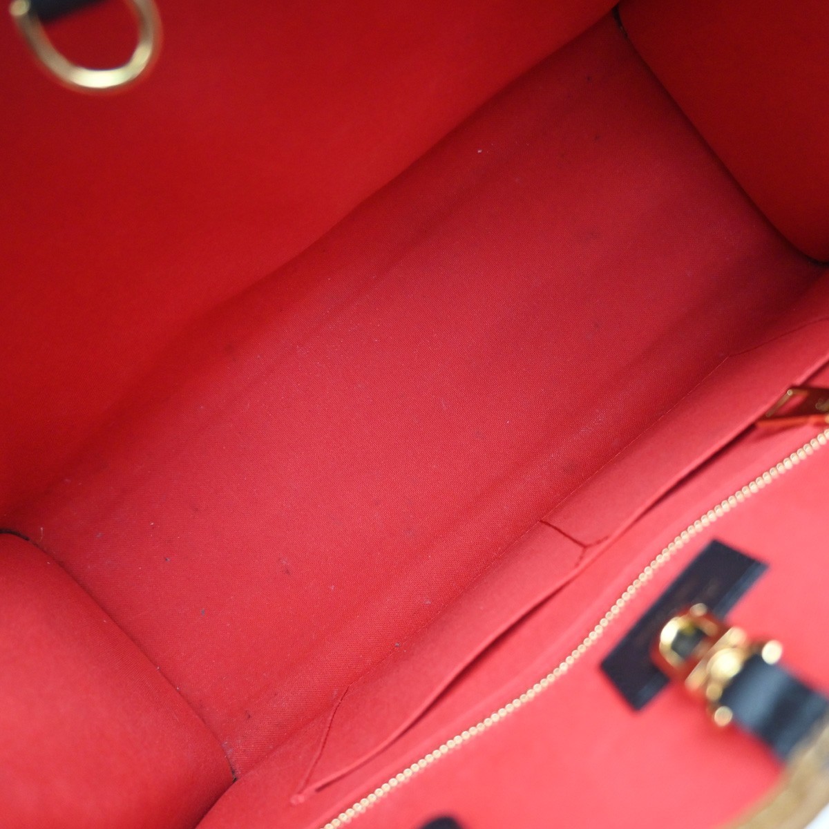 Louis Vuitton Louis Vuitton OnTheGo Tote Monogram Dune Canvas MM Bruin