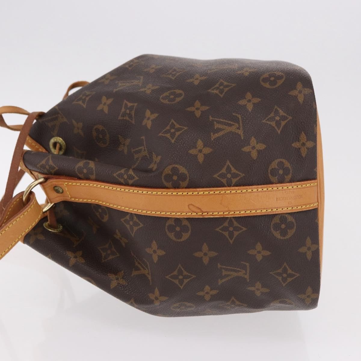 Louis Vuitton Petit Noe Handbag Monogram Canvas Bruin