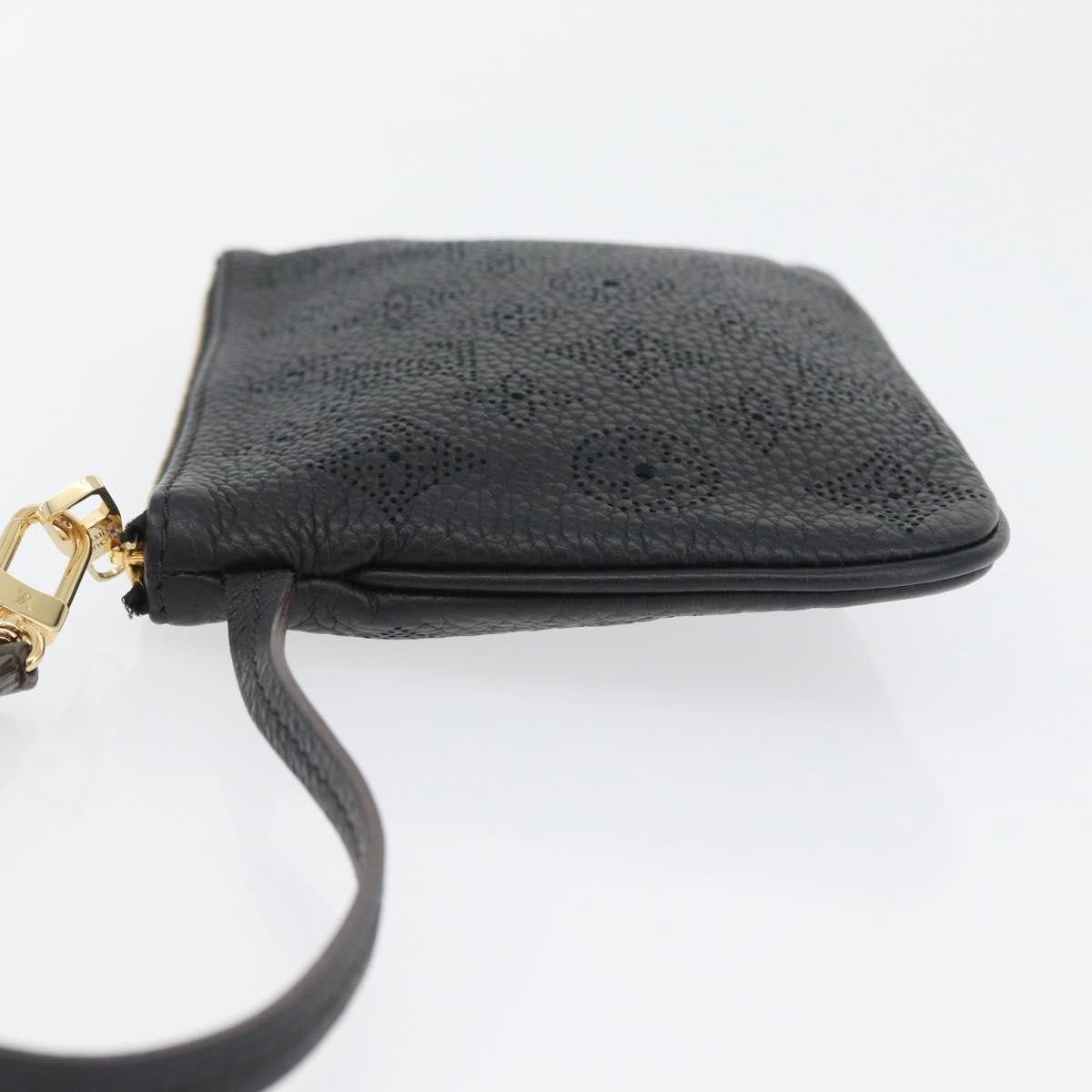 Louis Vuitton Selene Pochette Mahina Leather PM Zwart