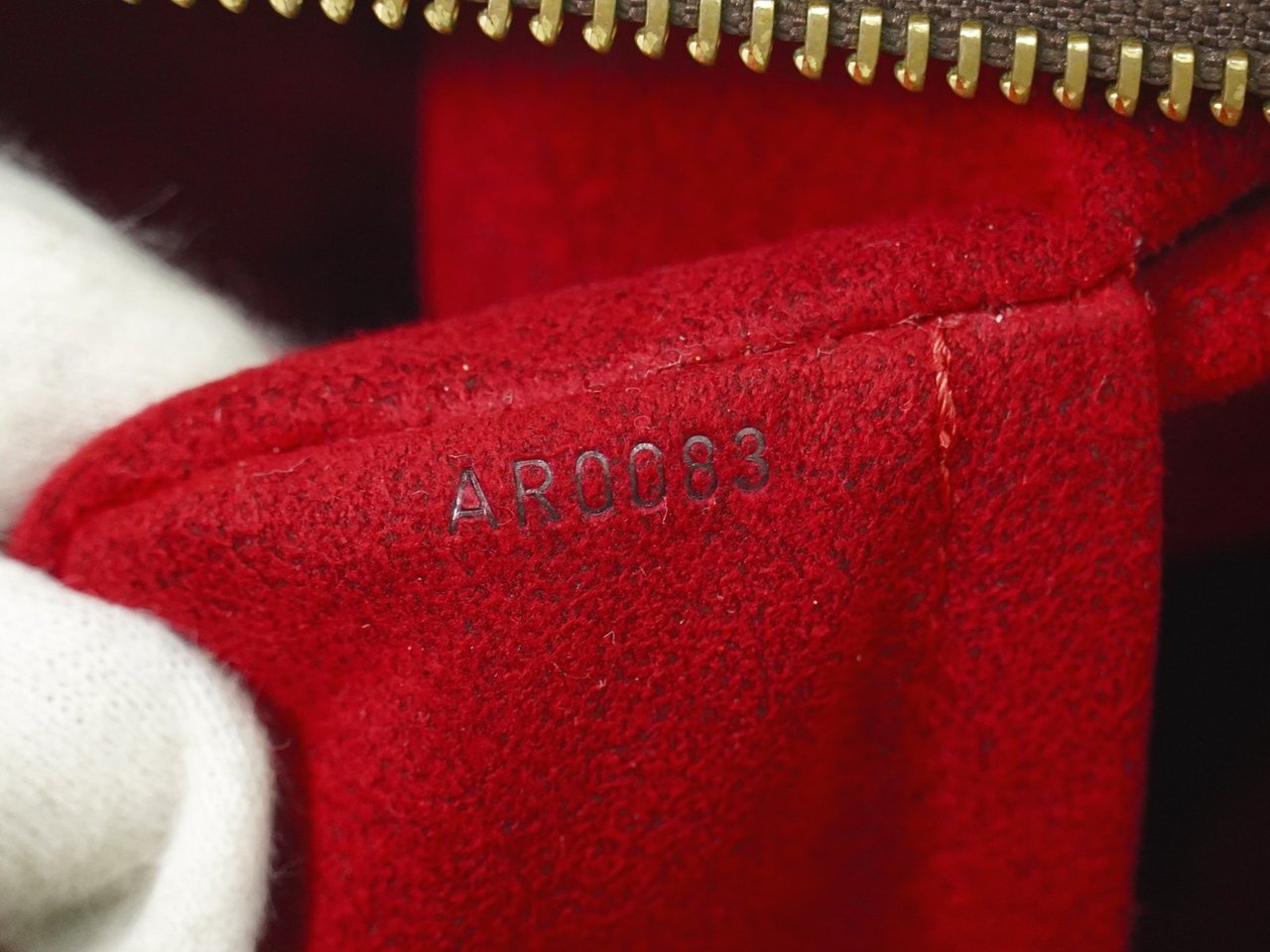 Louis Vuitton Louis Vuitton Viva Cite Handbag Monogram Canvas GM Bruin