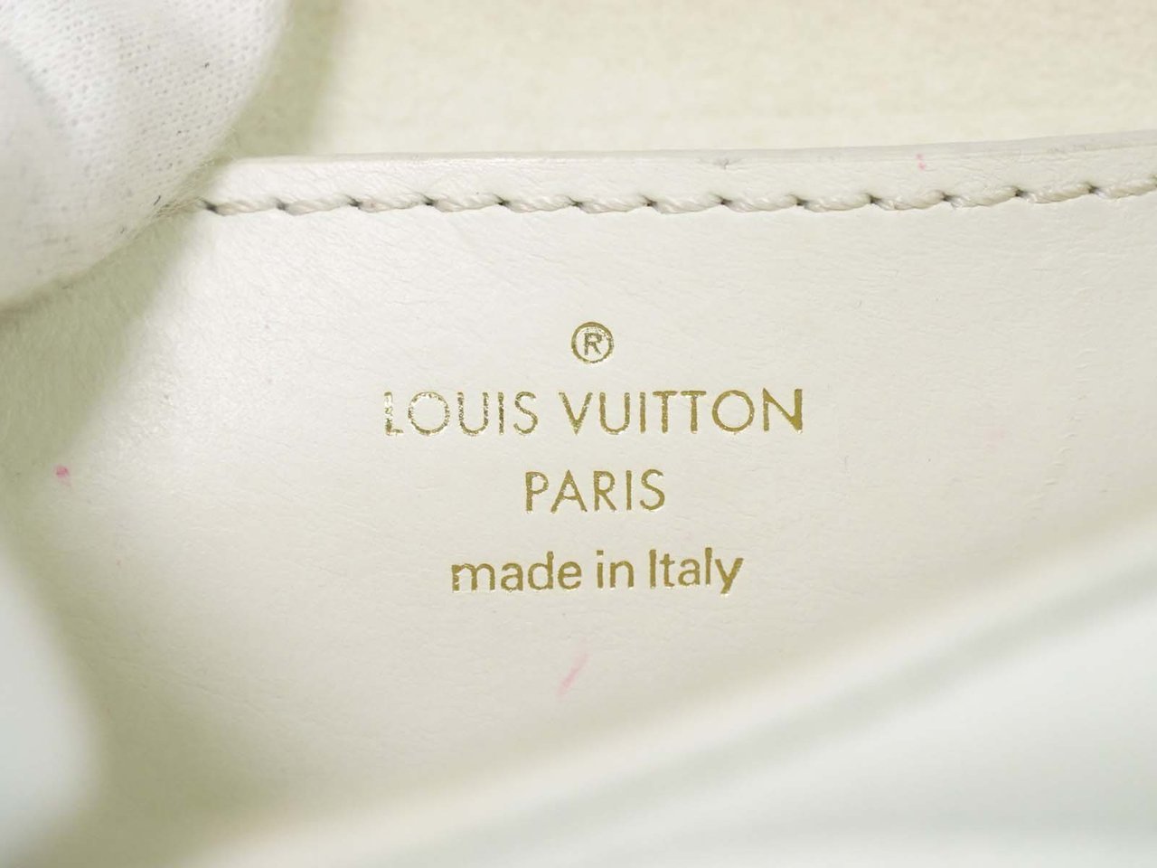 Louis Vuitton New Wave Multi Pochette Quilted Leather Wit