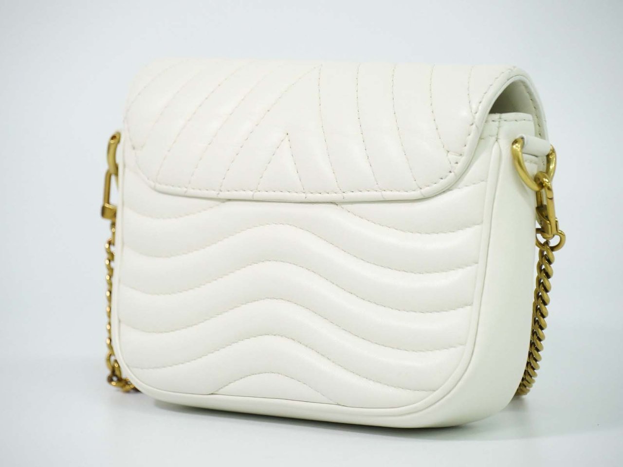 Louis Vuitton New Wave Multi Pochette Quilted Leather Wit