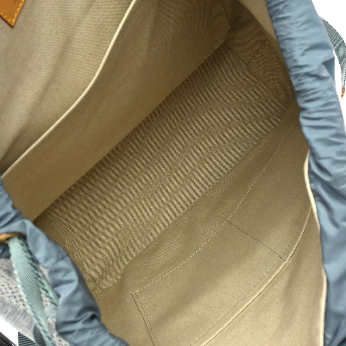Louis Vuitton Montsouris Denim PM Blauw