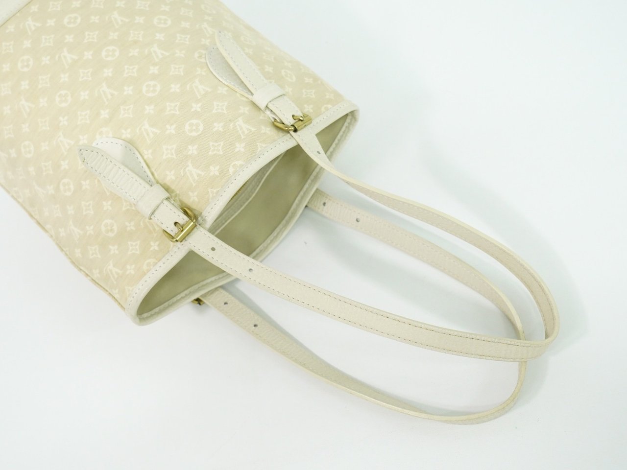 Louis Vuitton Louis Vuitton Petit Bucket Bag Mini Lin Beige