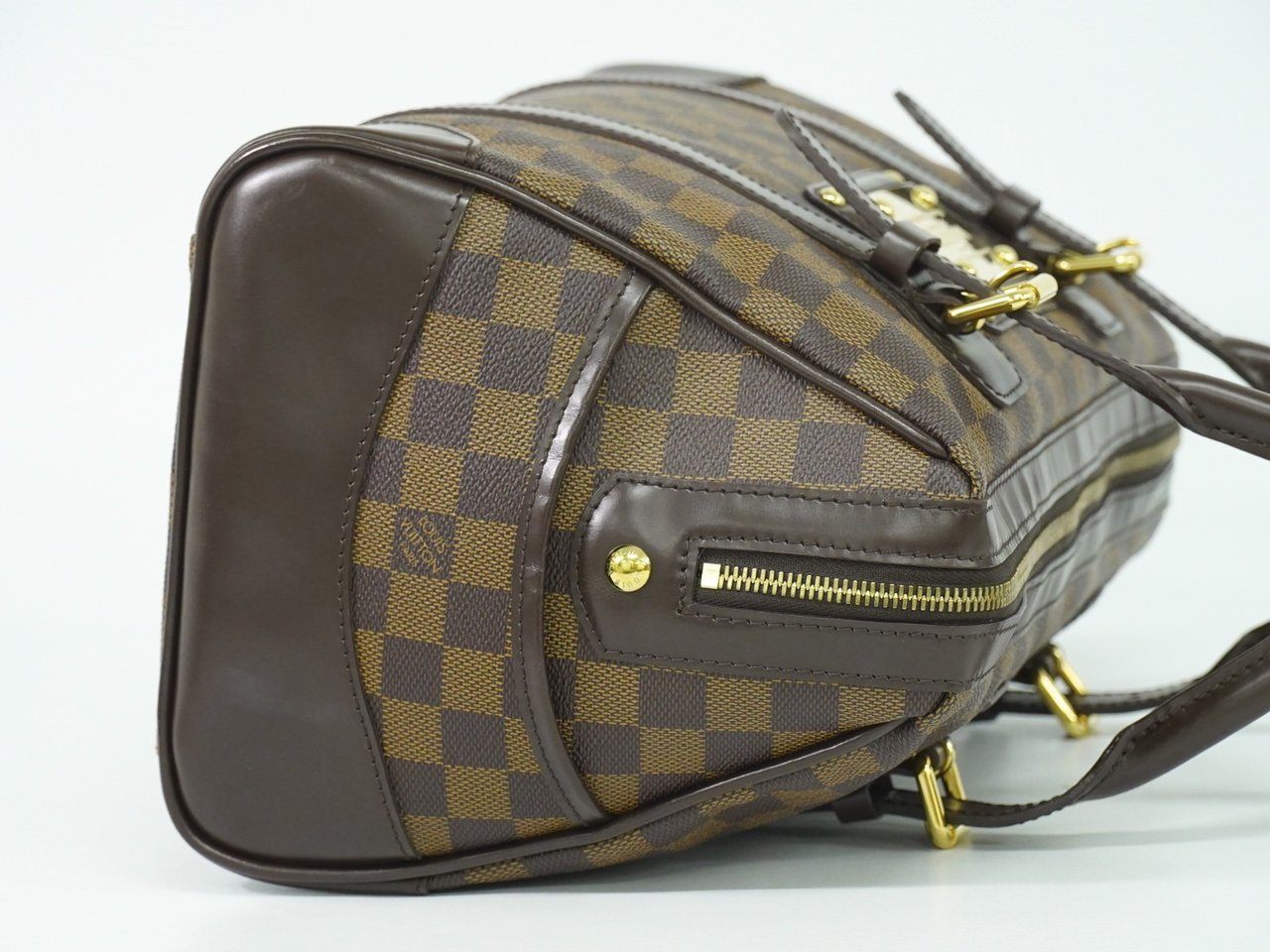 Louis Vuitton Louis Vuitton Berkeley Handbag Damier Bruin