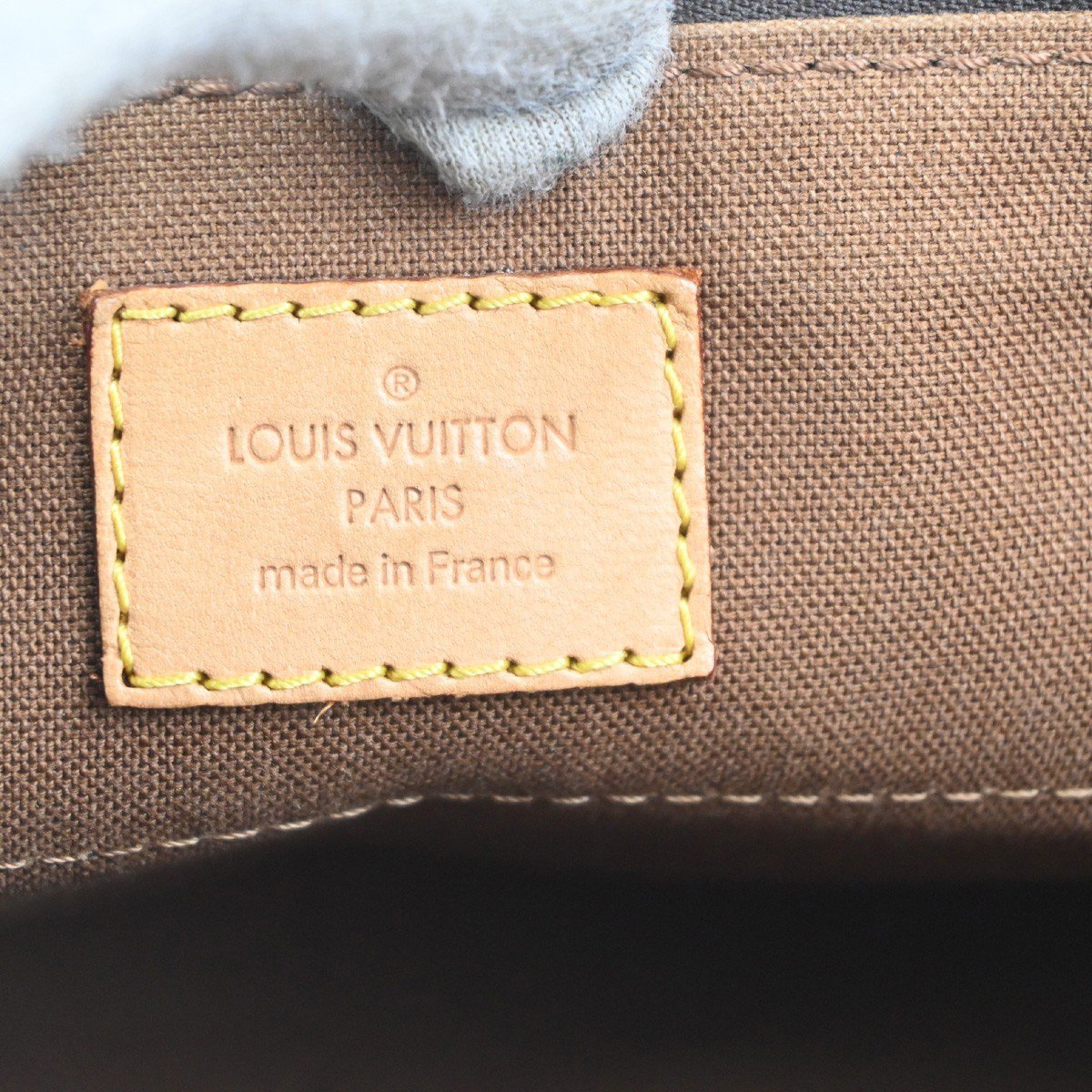 Louis Vuitton Popincourt Shoulder Bag Monogram Canvas Long Bruin