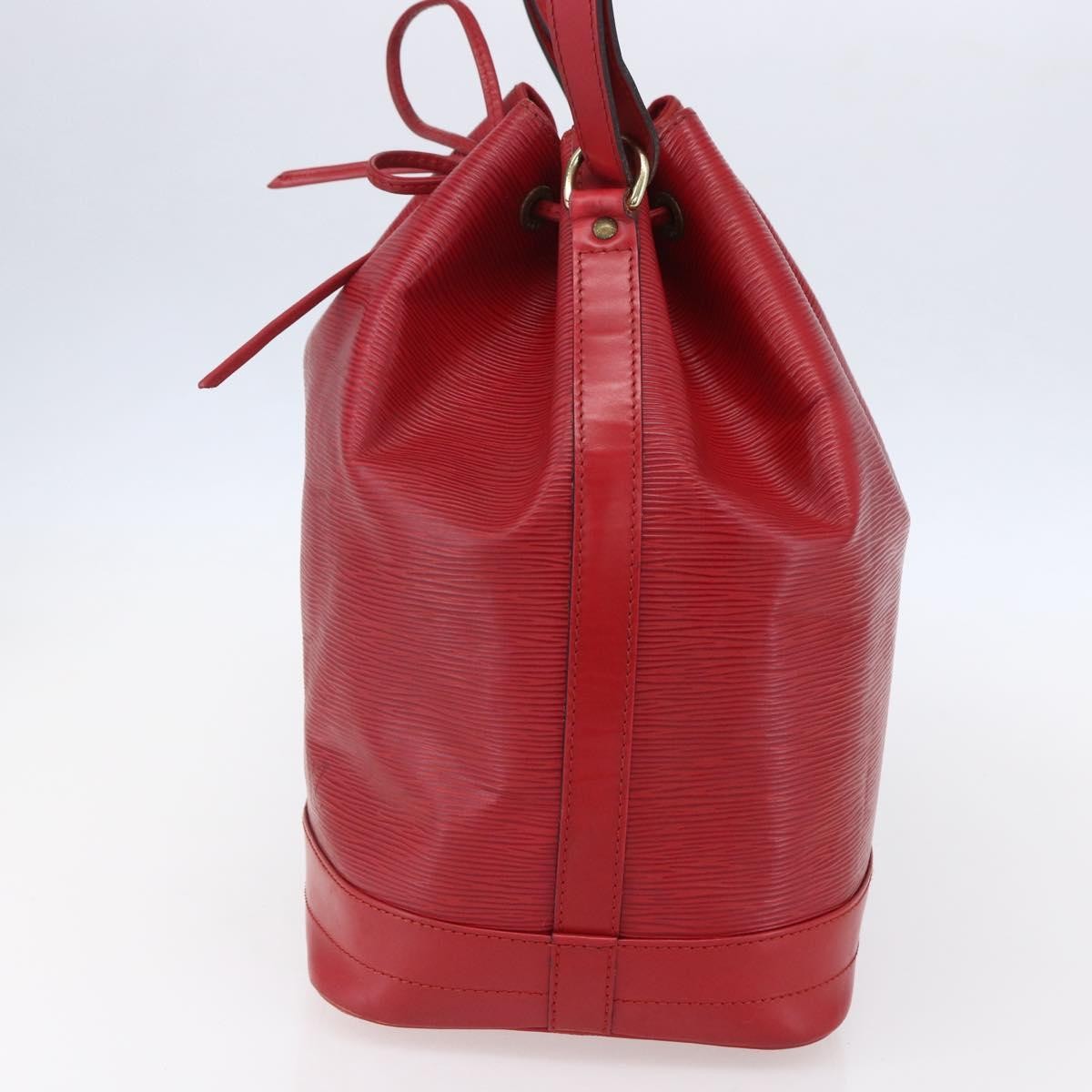 Louis Vuitton Louis Vuitton Noe Shoulder bag Leather Rood