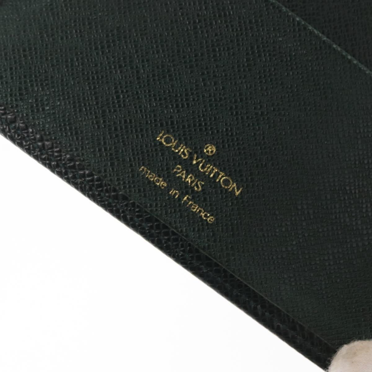 Louis Vuitton Louis Vuitton Agenda Cover Nomad Leather MM Groen