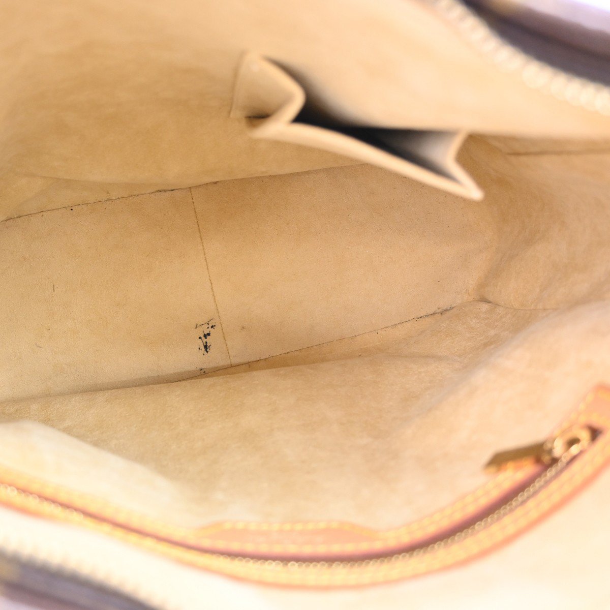 Louis Vuitton Monogram Looping Monogram Canvas GM Bruin