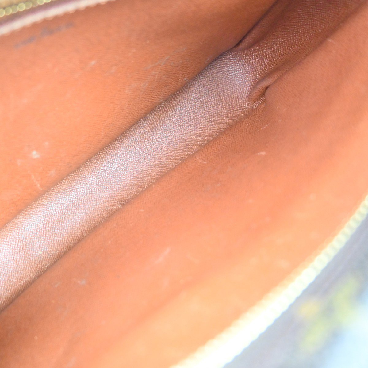 Louis Vuitton Trocadero Monogram Canvas 27 Bruin