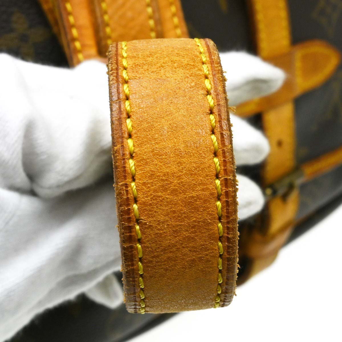 Louis Vuitton Saumur Monogram 30 Bruin