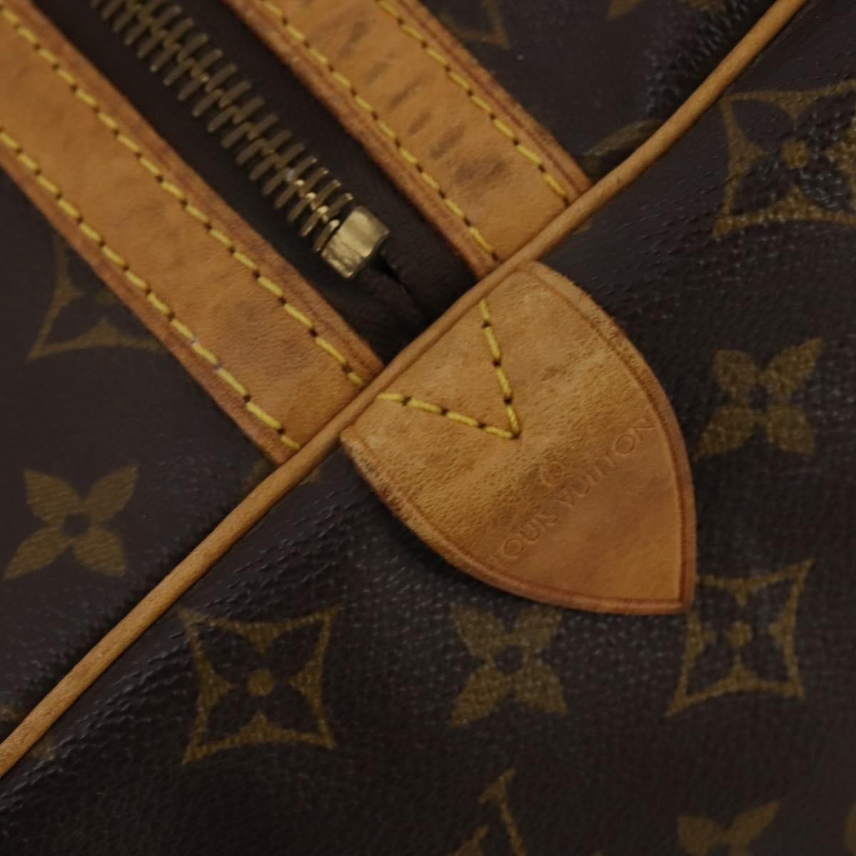 Louis Vuitton Sac Souple Monogram Canvas 45 Bruin