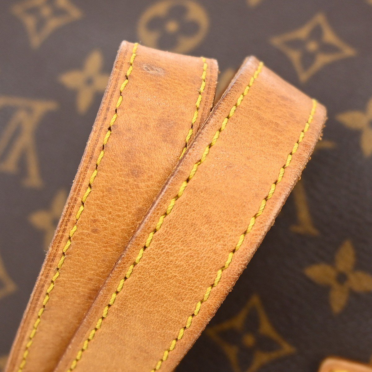 Louis Vuitton Cabas Piano Monogram Canvas medium Bruin