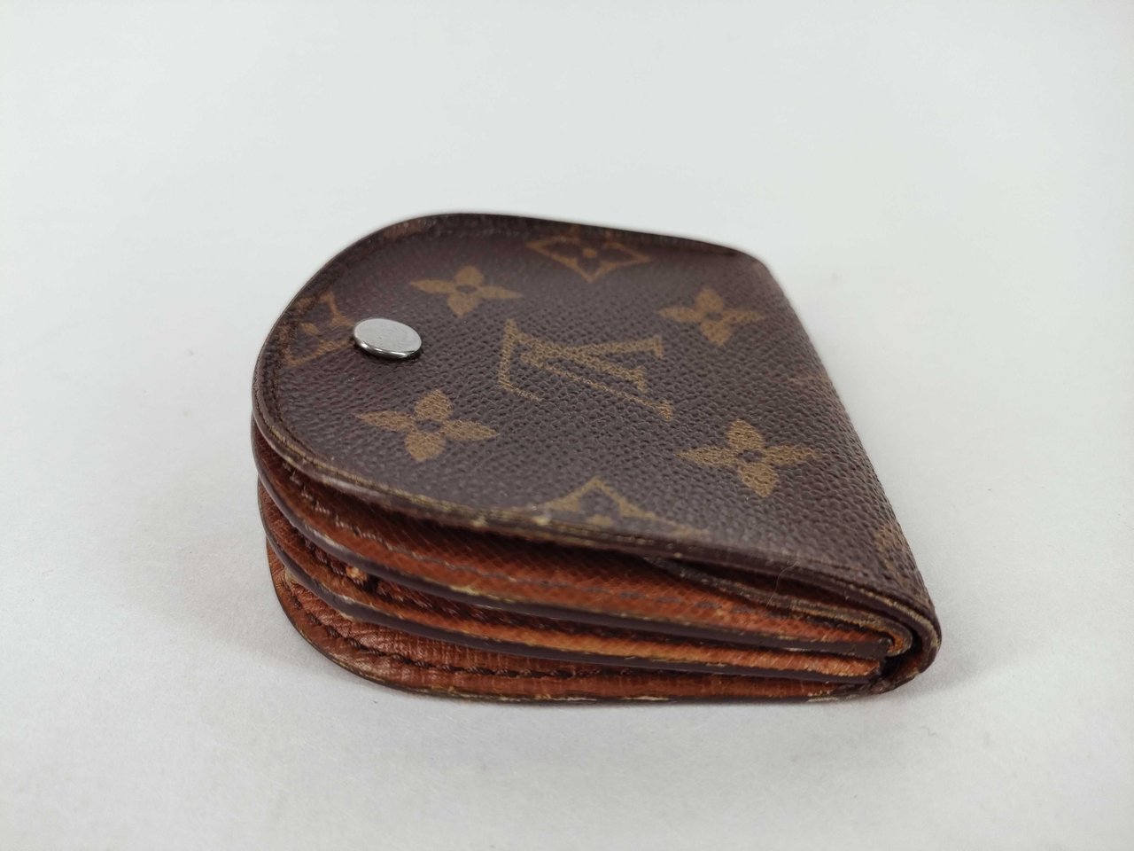 Louis Vuitton Louis Vuitton Porte-Monnaie Coin Purse Monogram Canvas Bruin