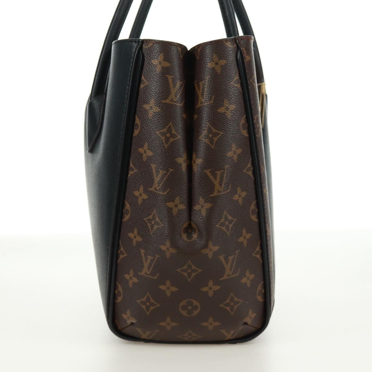 Louis Vuitton Louis Vuitton Kimono Handbag Monogram Canvas and Leather MM Zwart