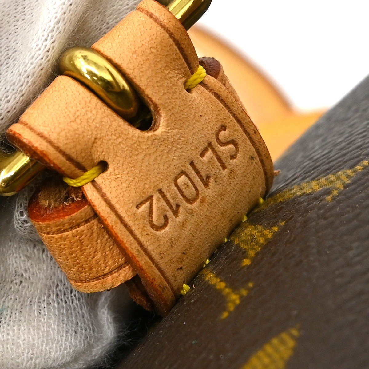 Louis Vuitton Louis Vuitton Sologne Handbag Monogram Canvas Bruin