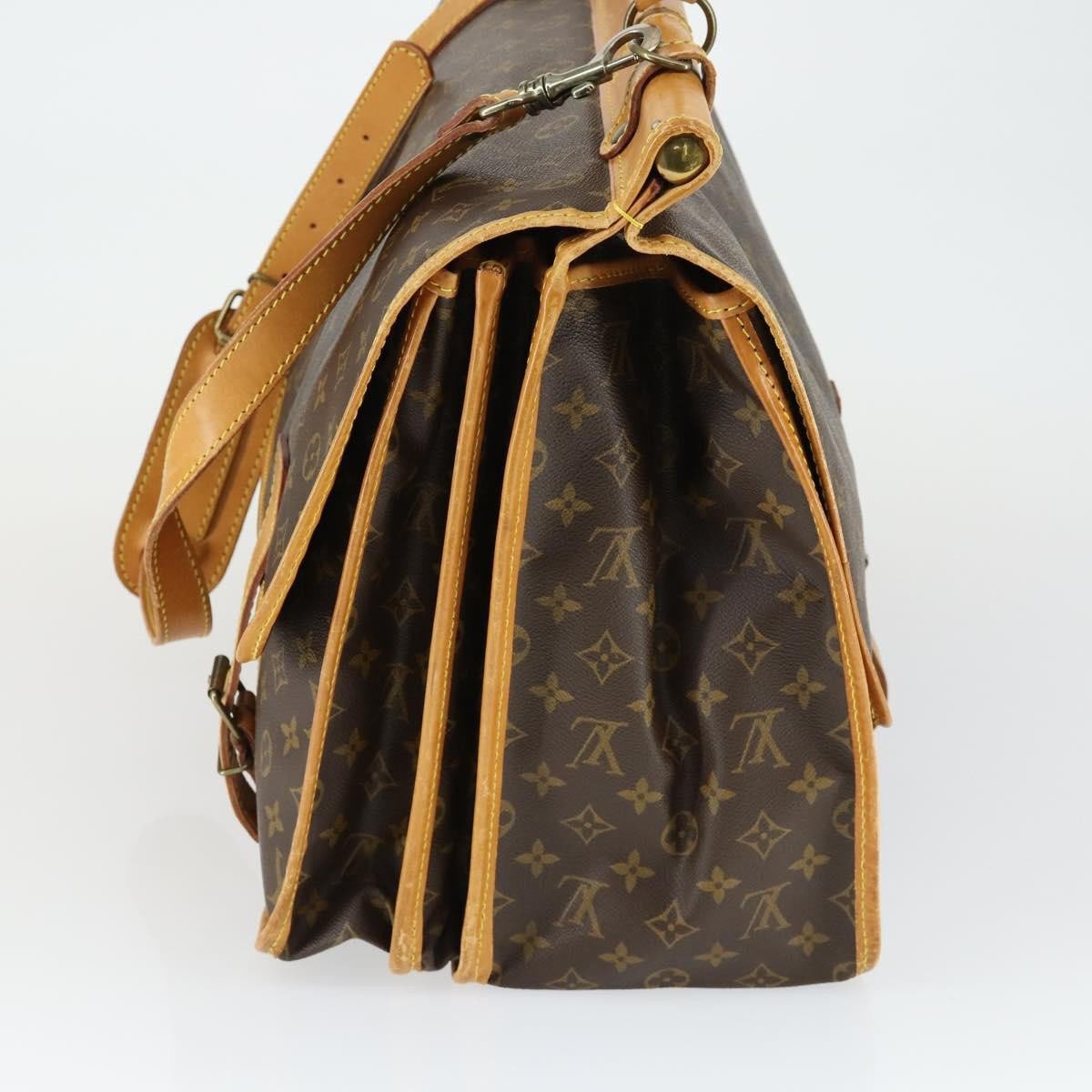 Louis Vuitton Louis Vuitton Sac Chasse Hunting Bag Monogram Canvas Bruin