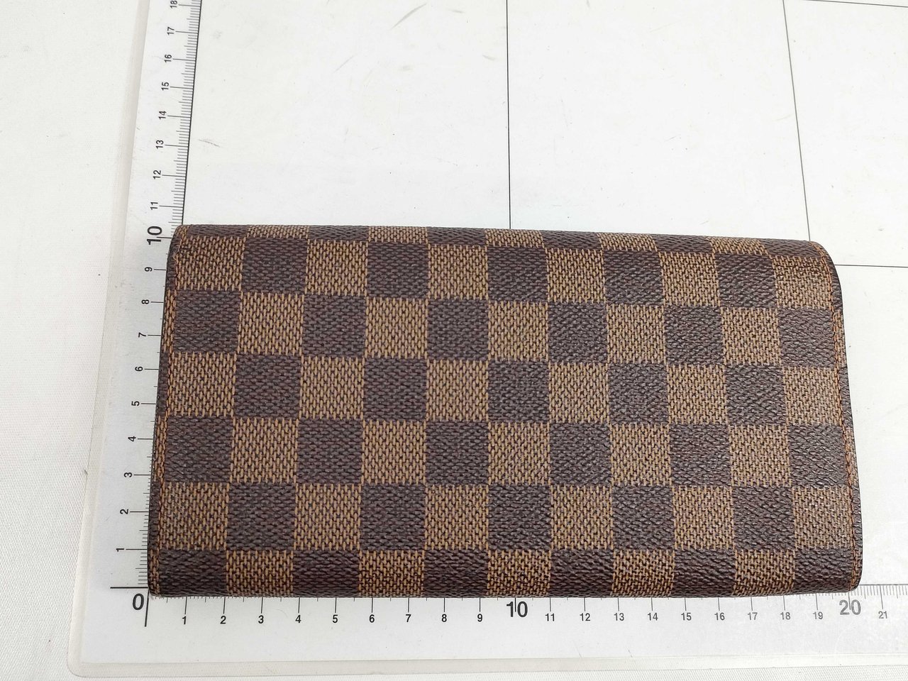 Louis Vuitton Zippy wallet vertical Damier Graphite Bruin