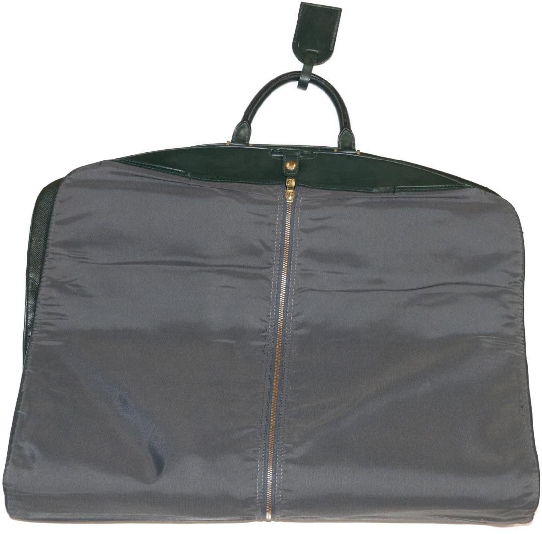 Louis Vuitton Vintage Garment Cover Monogram Canvas Groen