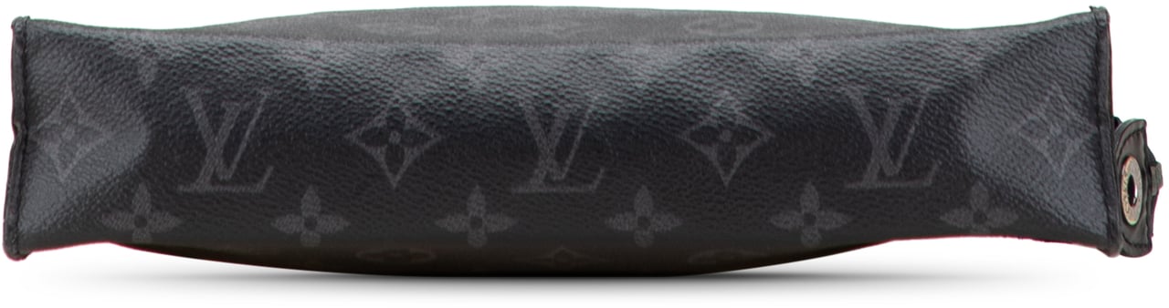 Louis Vuitton Monogram Eclipse Pochette Voyage MM Zwart