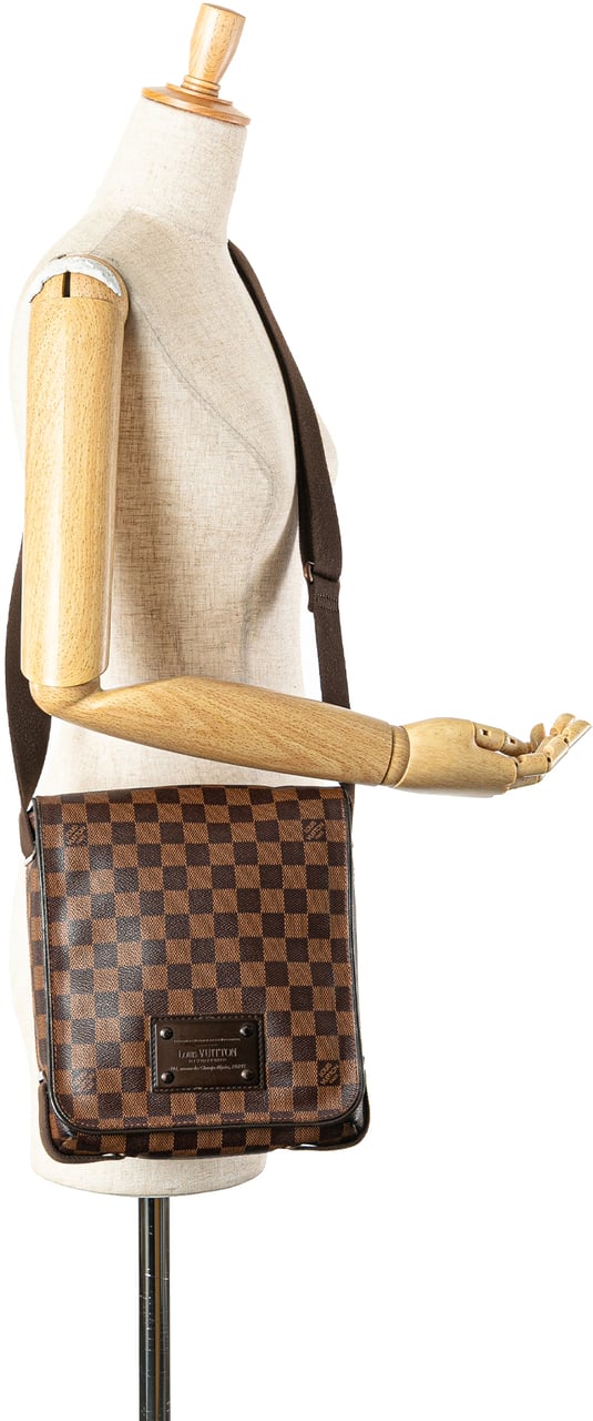 Louis Vuitton Damier Ebene Brooklyn PM Bruin