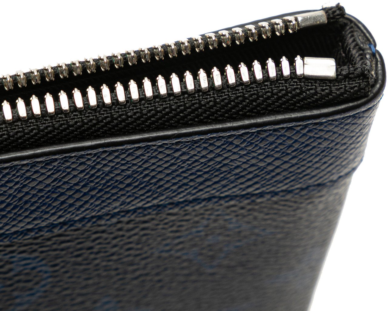 Louis Vuitton Monogram Taigarama Pochette Discovery PM Blauw