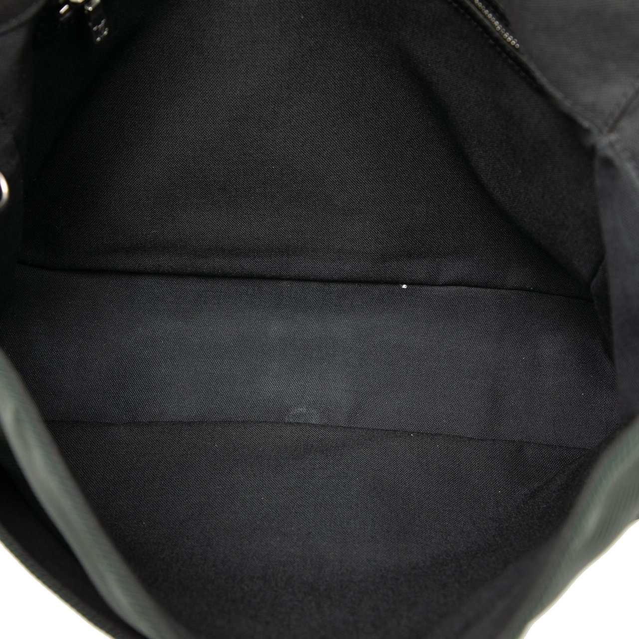 Louis Vuitton Taiga Viktor Zwart