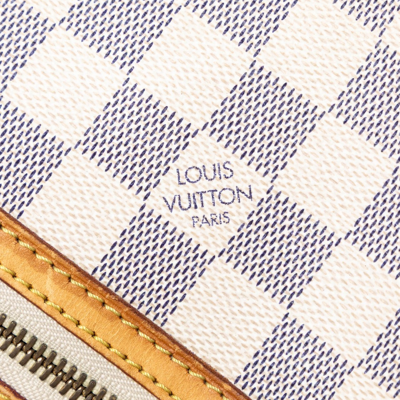 Louis Vuitton Damier Azur Saleya GM Wit