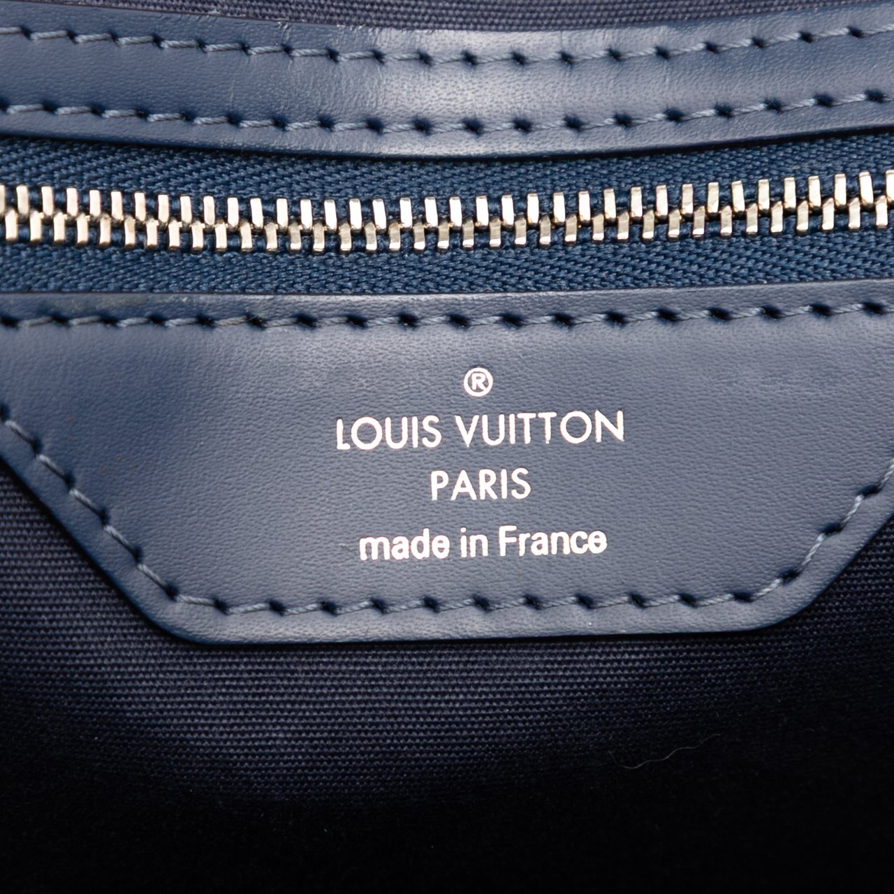 Louis Vuitton Epi Brea MM Blauw