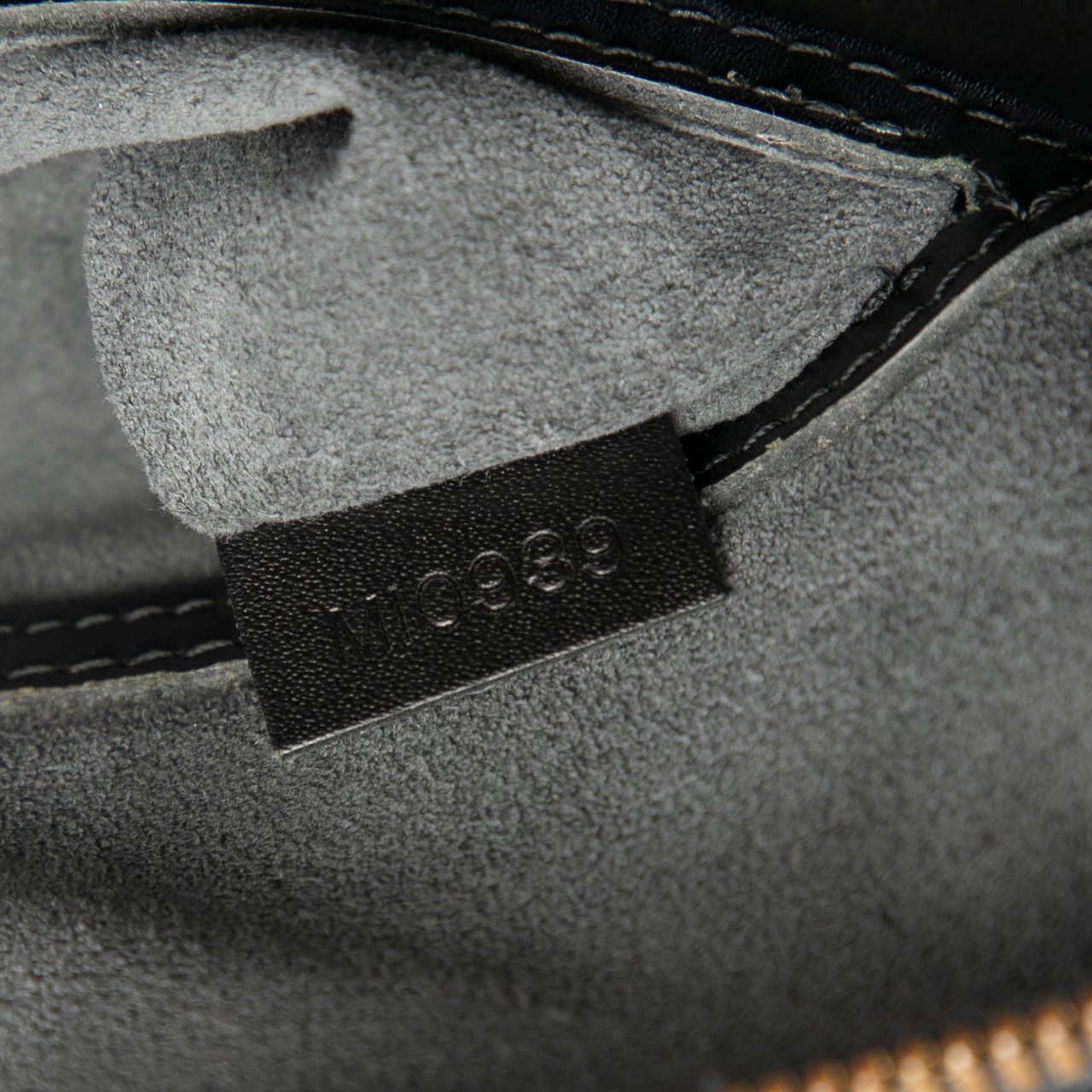 Louis Vuitton Epi Alma PM Zwart