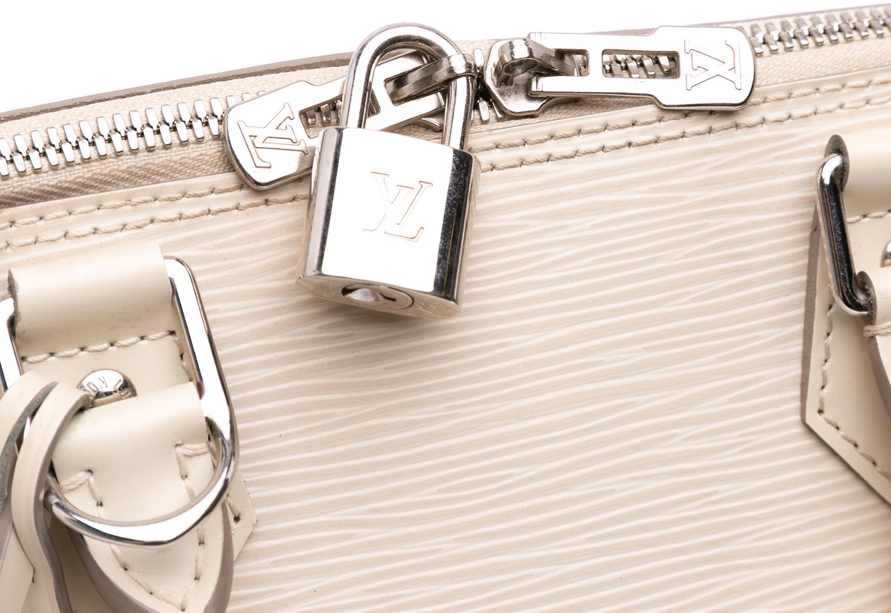 Louis Vuitton Epi Alma PM Wit
