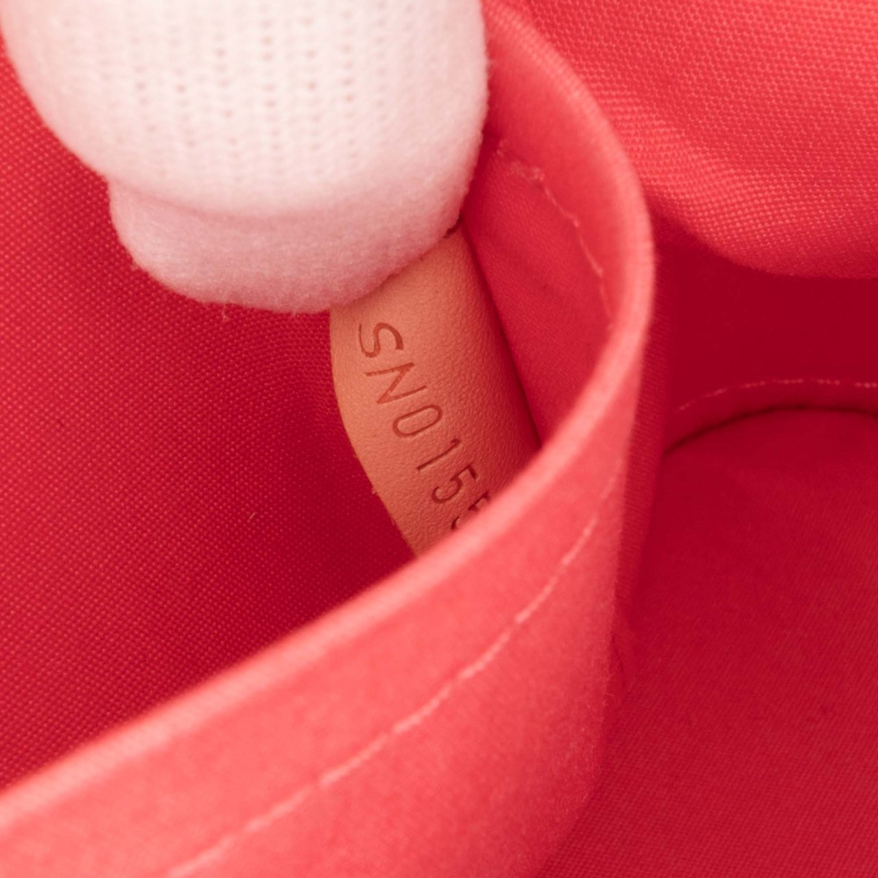 Louis Vuitton Monogram Vernis Alma BB Rood