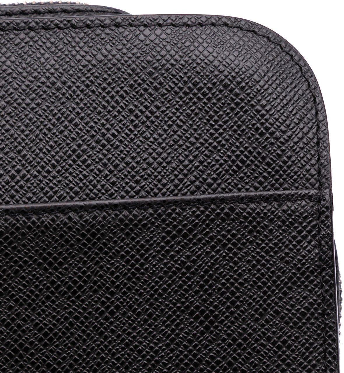 Louis Vuitton Taiga Pochette Baikal Zwart