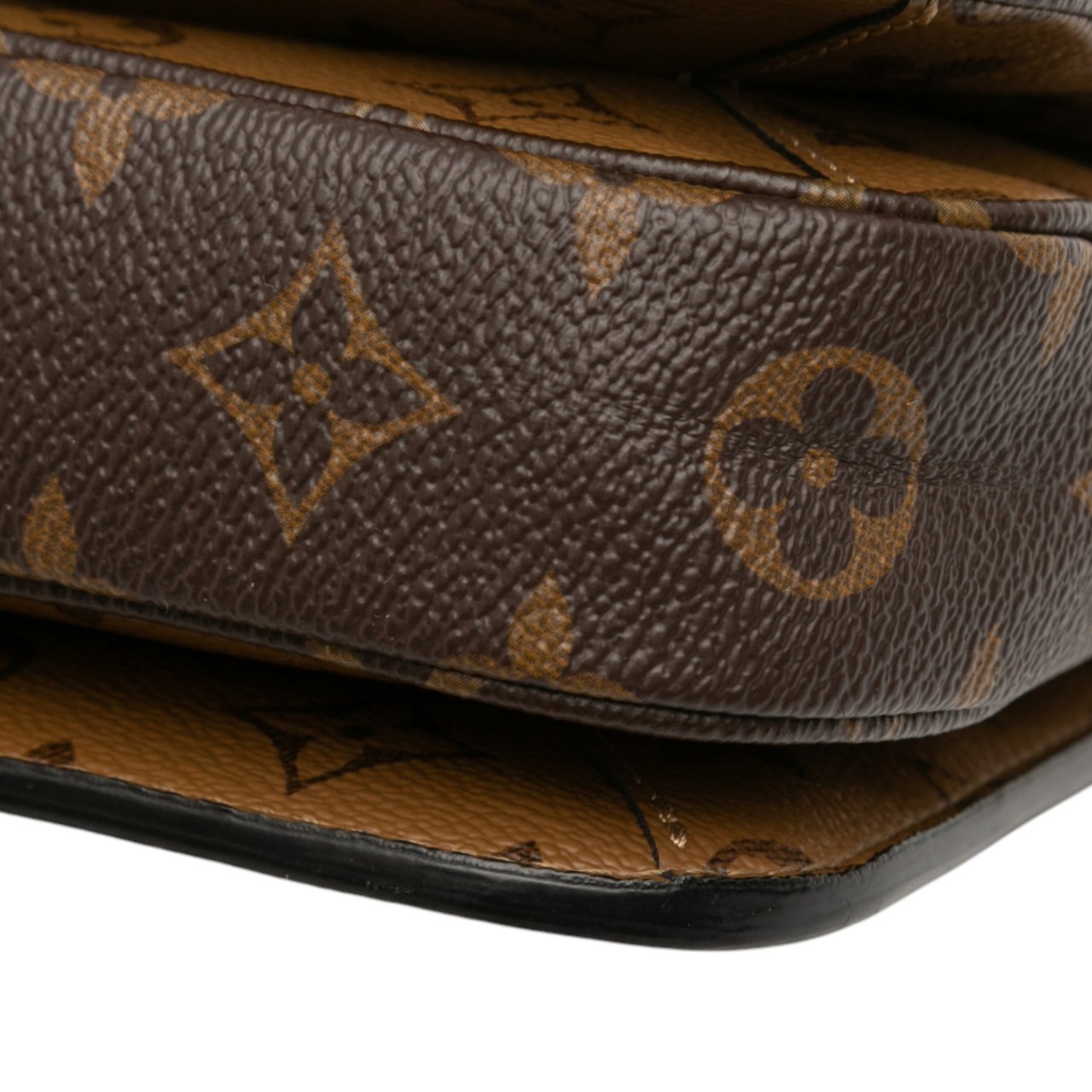 Louis Vuitton Monogram Reverse Pochette Metis Bruin