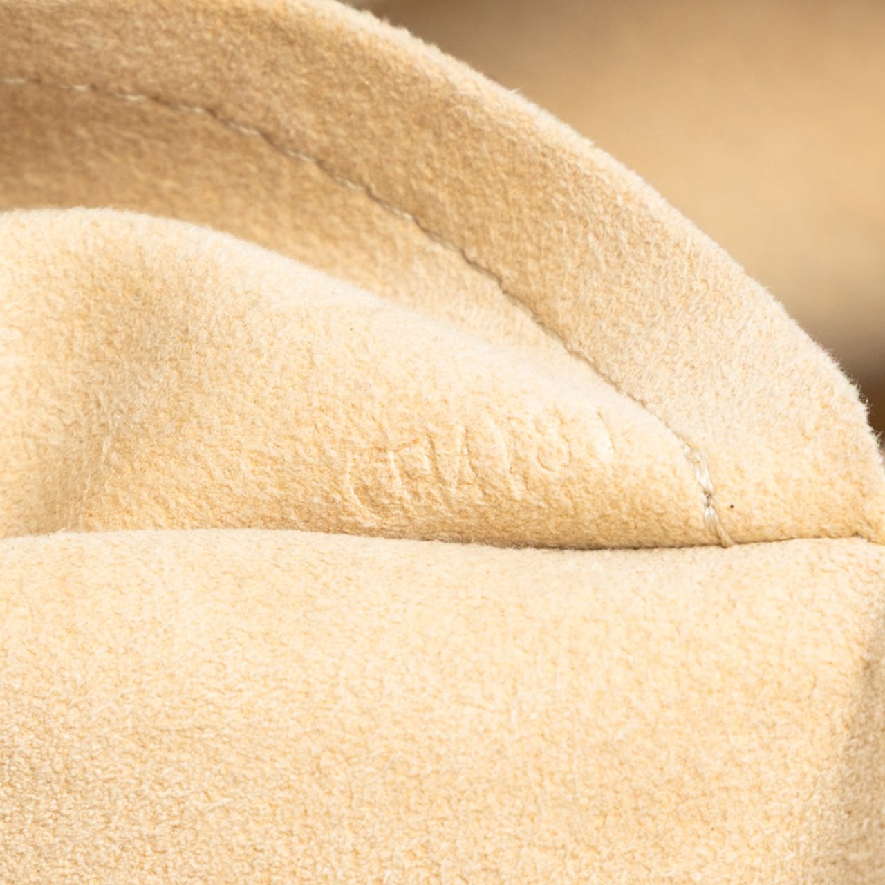 Louis Vuitton Damier Azur Hampstead MM Wit