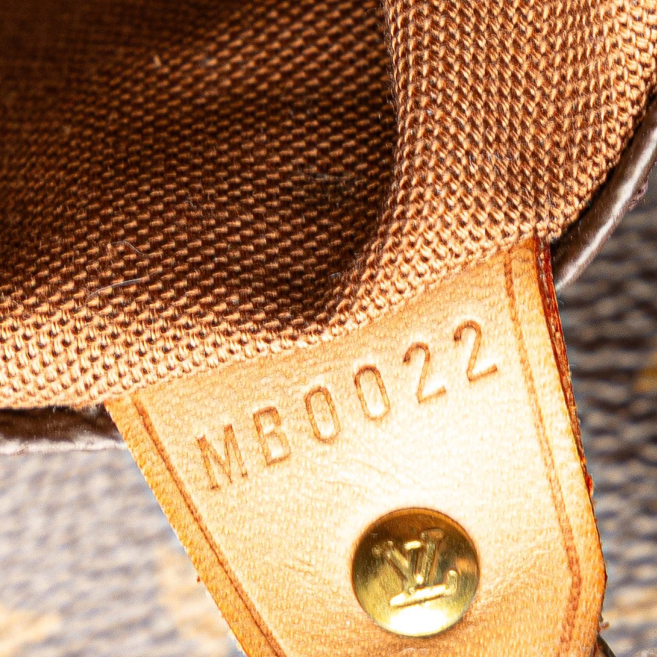 Louis Vuitton Monogram Sac Shopping Bruin