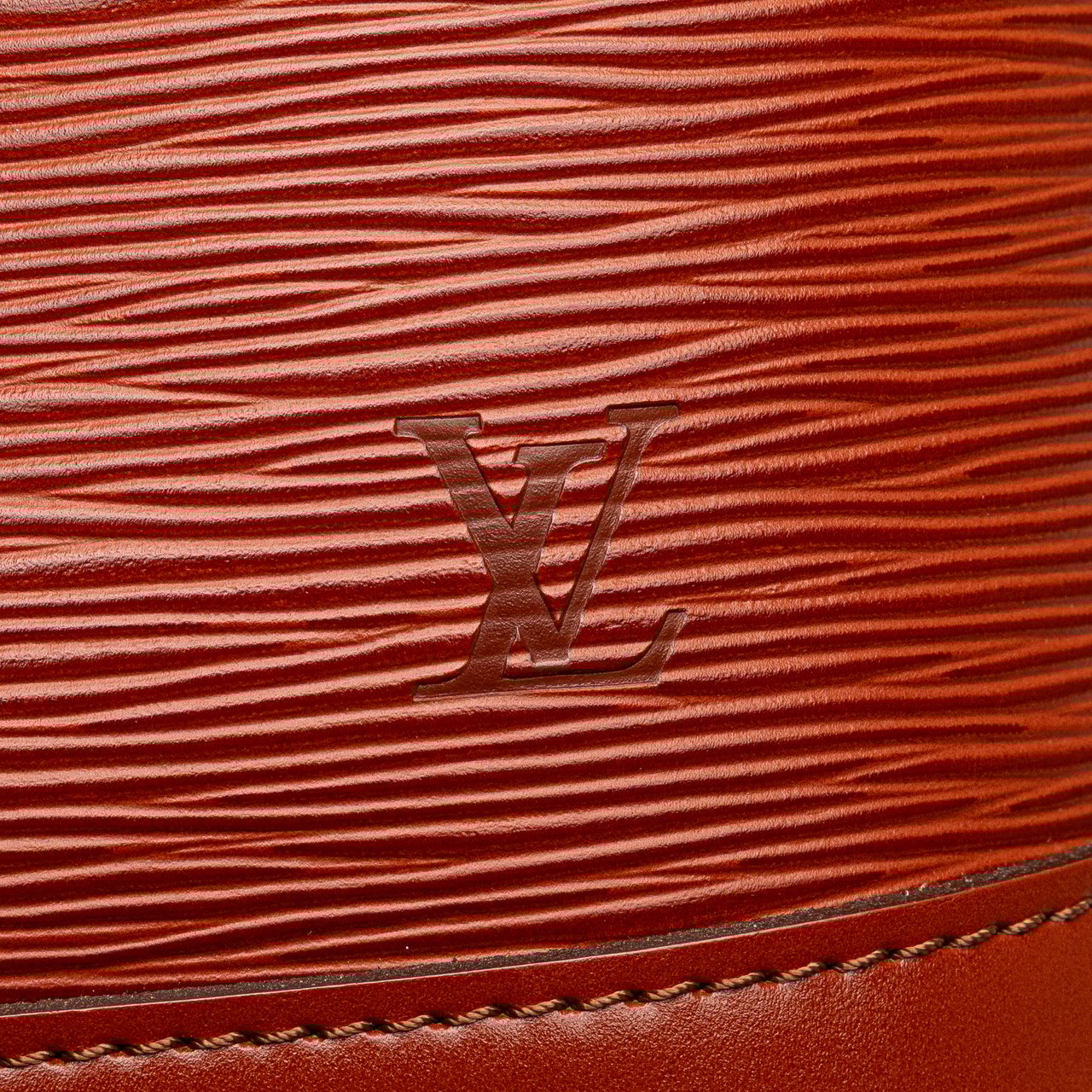Louis Vuitton Epi Alma PM Bruin