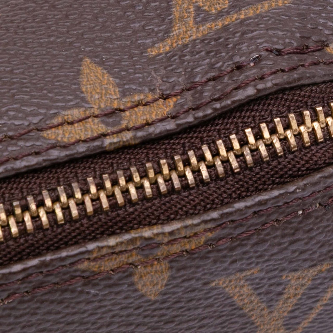 Louis Vuitton Monogram Trousse Ronde Pencil Case 20 Bruin