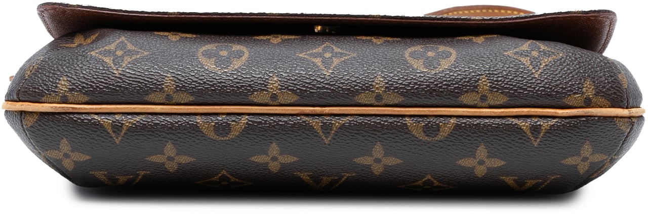 Louis Vuitton Monogram Musette Tango Short Strap Bruin