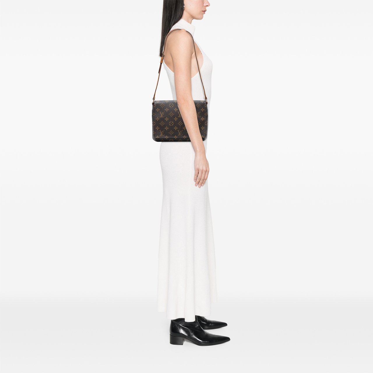 Louis Vuitton Monogram Musette Tango Short Strap Bruin