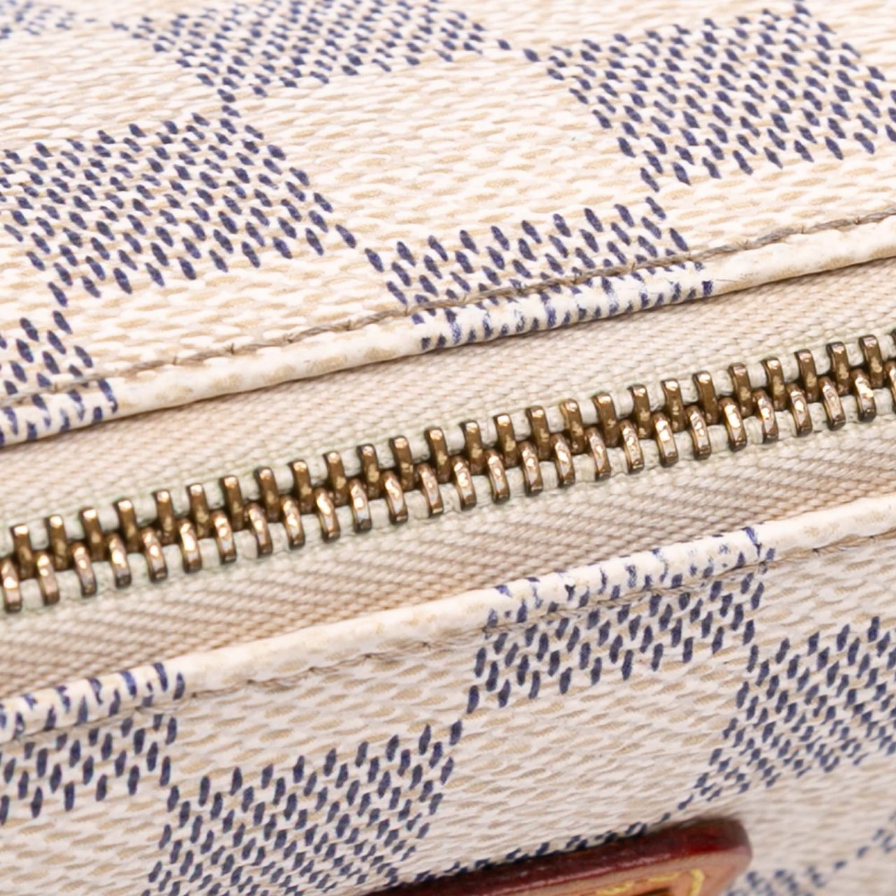 Louis Vuitton Damier Azur Eva Wit