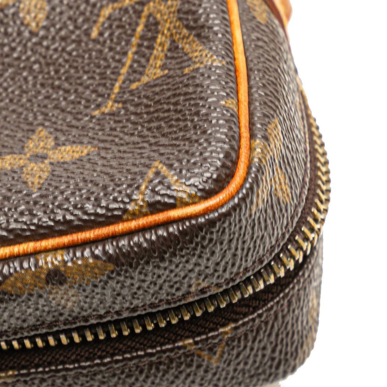 Louis Vuitton Monogram Trousse Wapity Bruin