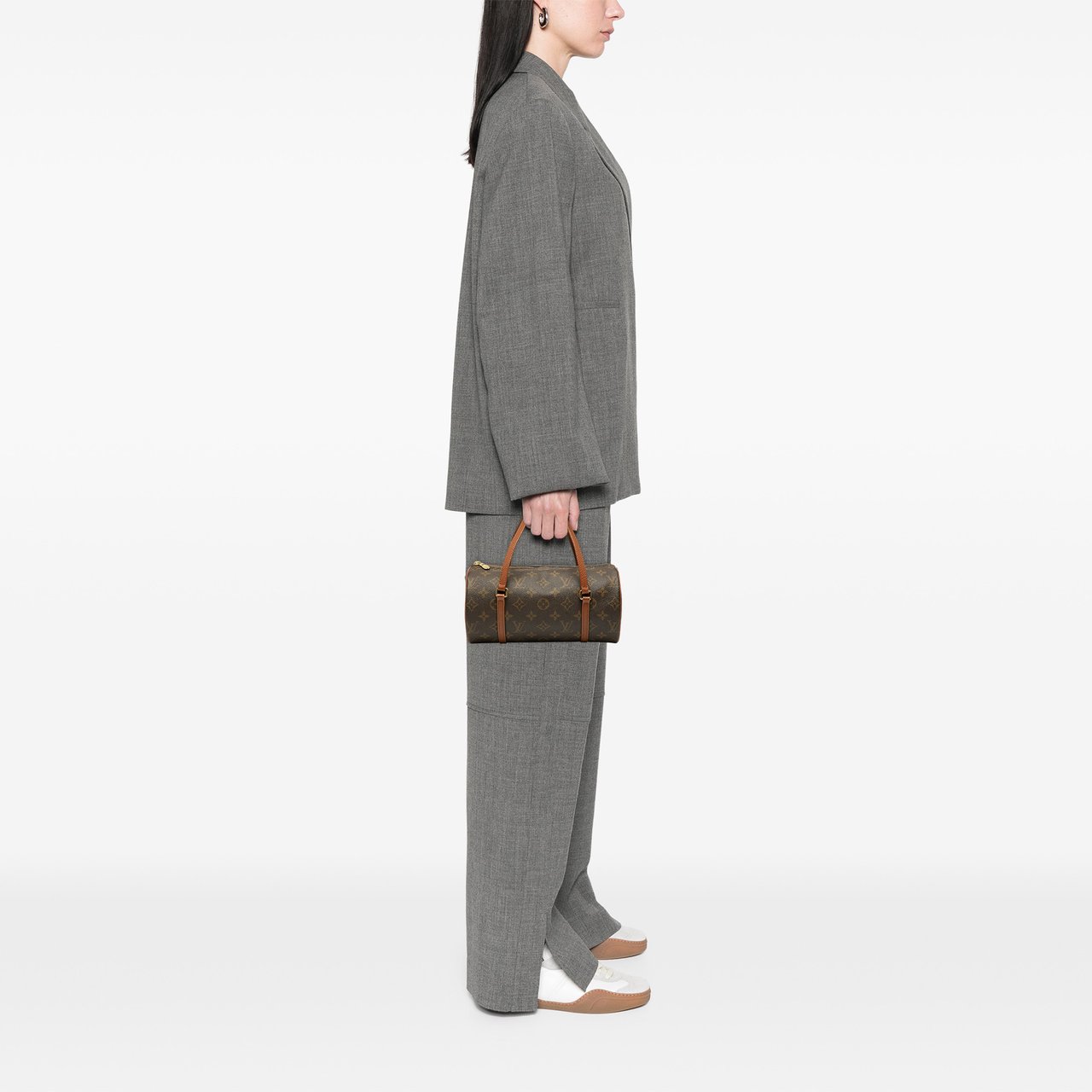 Louis Vuitton Monogram Papillon 26 Bruin