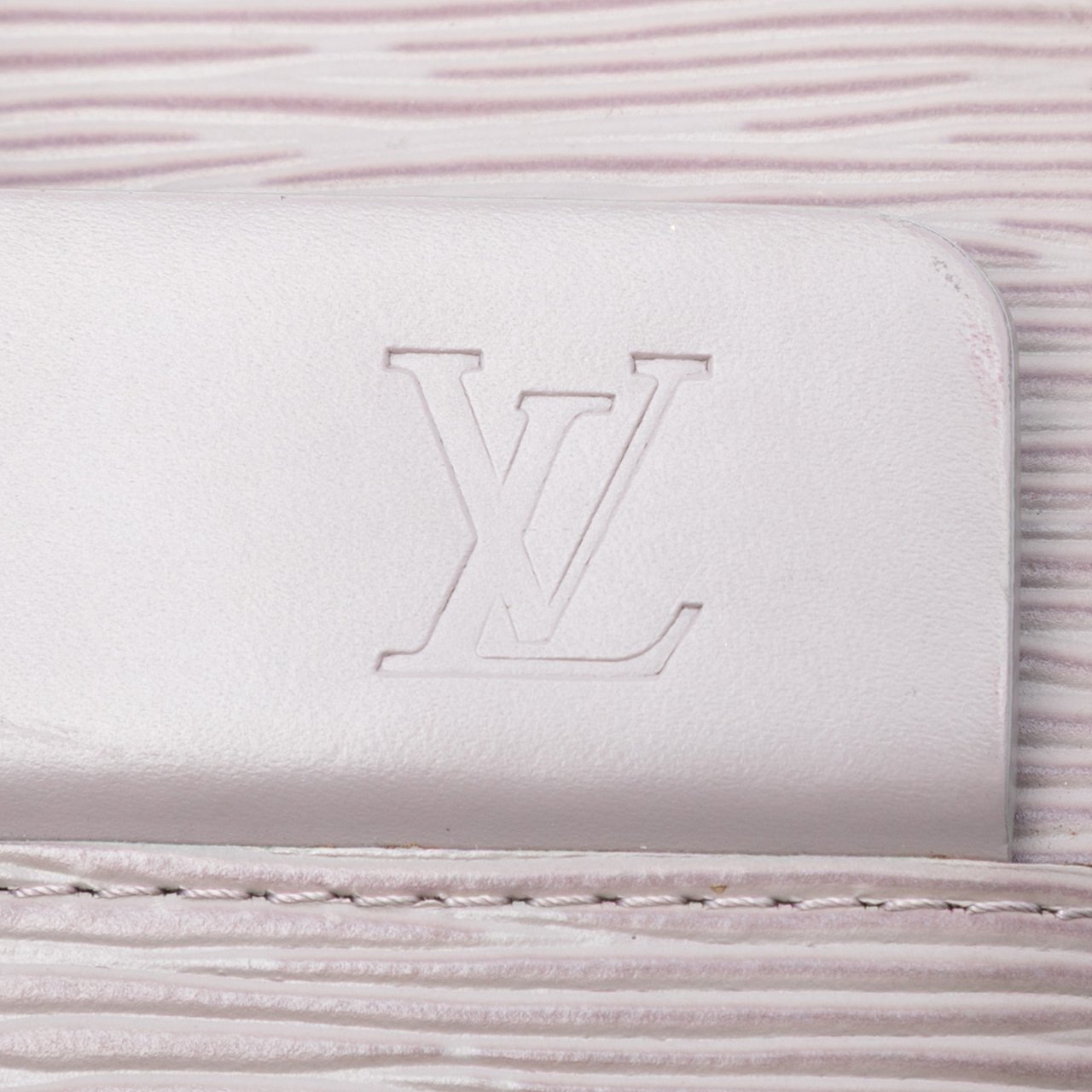 Louis Vuitton Epi Croisette PM Grijs
