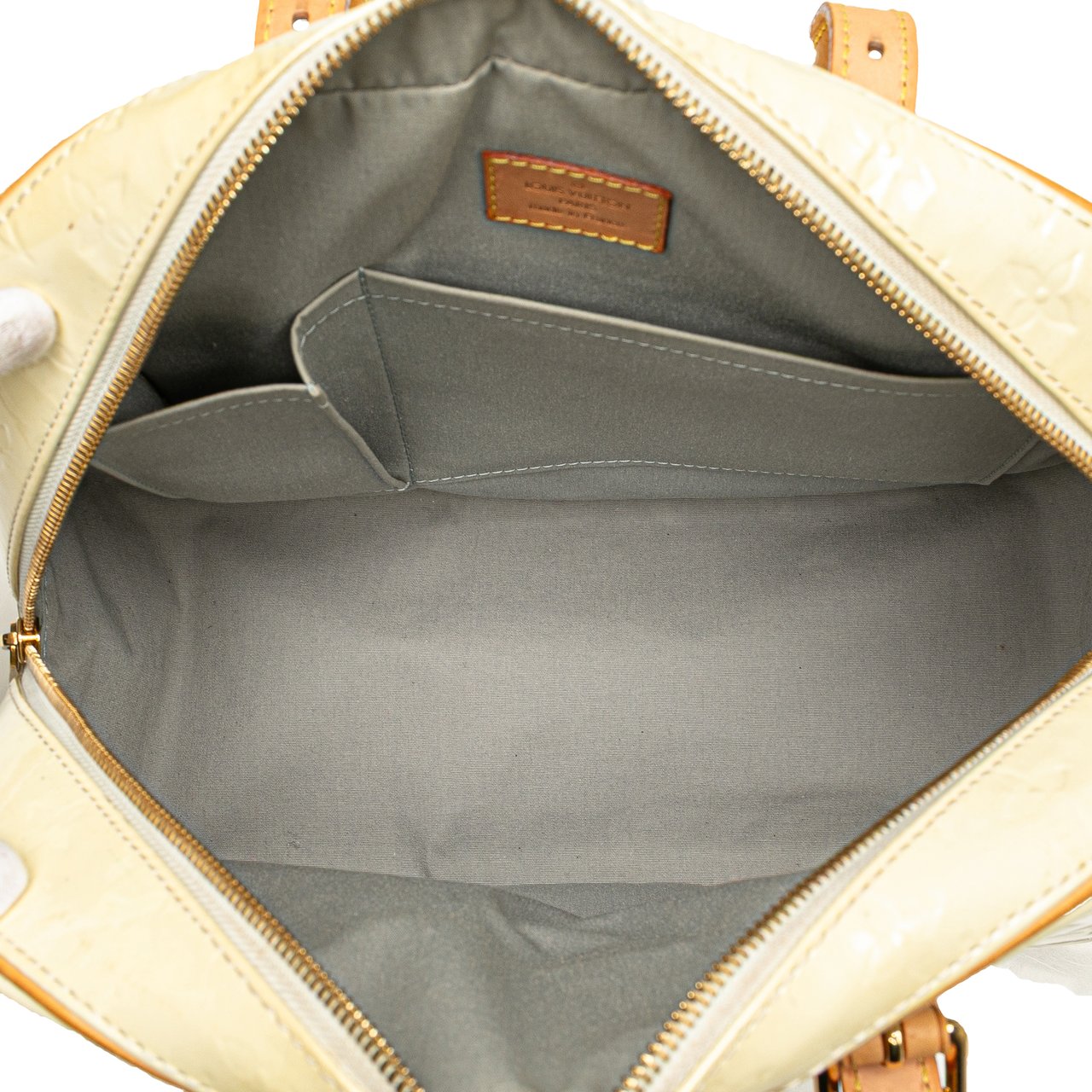 Louis Vuitton Monogram Vernis Summit Drive Wit